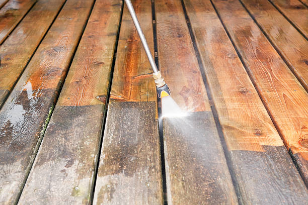 Best Garage Pressure Washing  in Chelan, WA